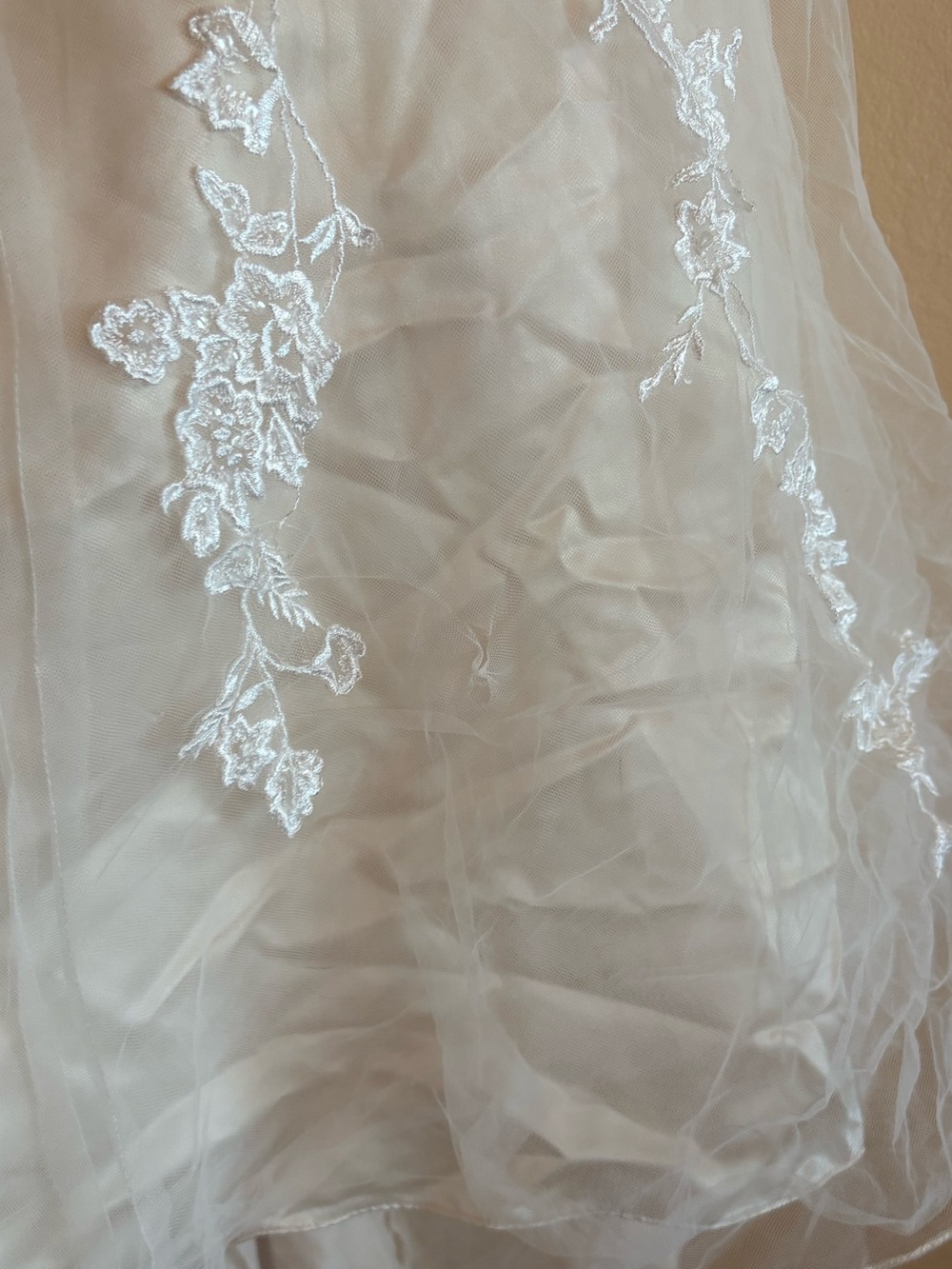 David's Bridal Ivory/Champagne Bridal Gown - Picture 7 of 11